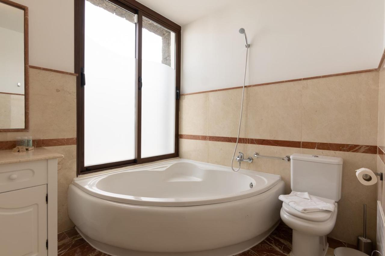 Villa Sea Breeze Jarea Playa Blanca  Buitenkant foto