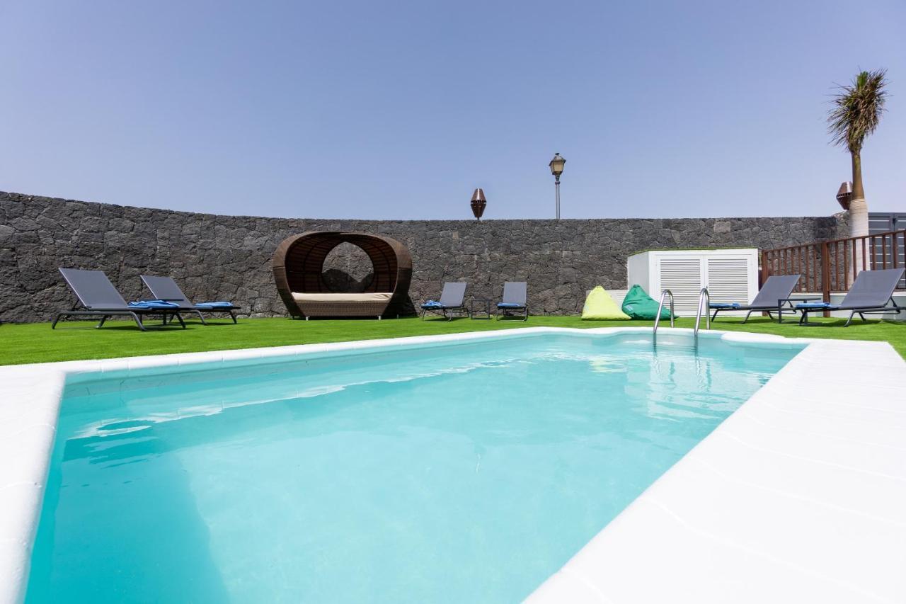 Villa Sea Breeze Jarea Playa Blanca  Buitenkant foto
